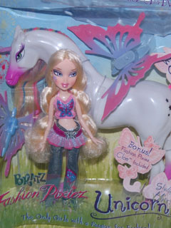 Bratz Pixiez unicorn Cloe